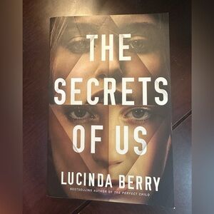 The Secrets of Us Lucinda Berry Paperback Book